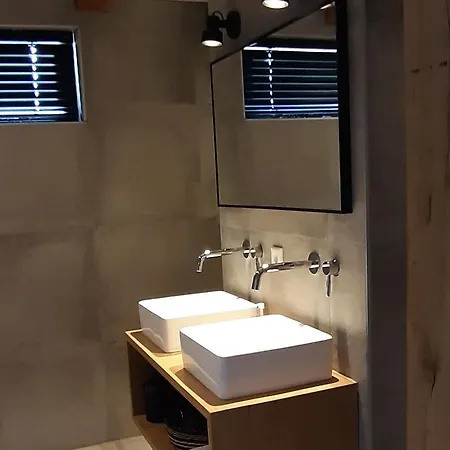 Sjiek Basiliek Bed & Breakfast Oudenbosch