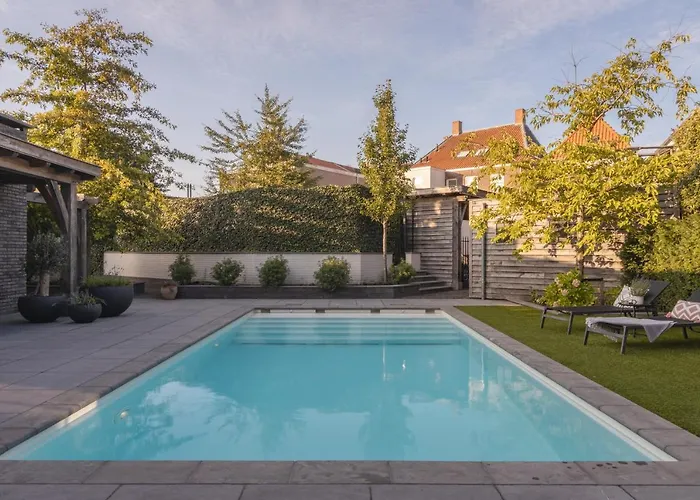 Bed and Breakfast Sjiek Basiliek 4*