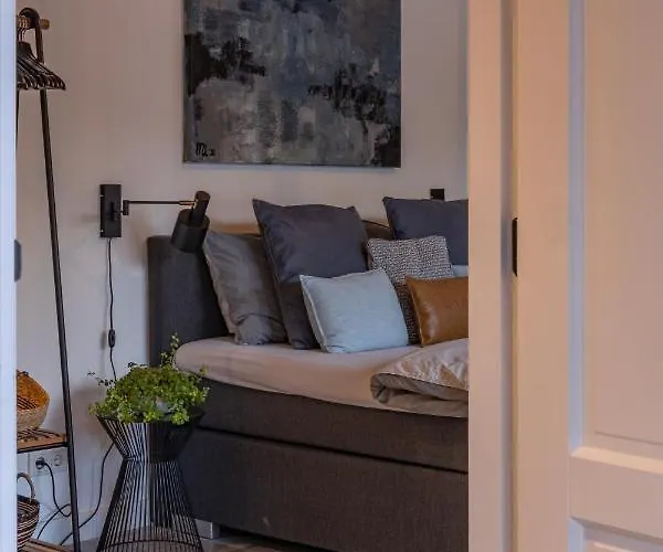 Bed and Breakfast Sjiek Basiliek 4*